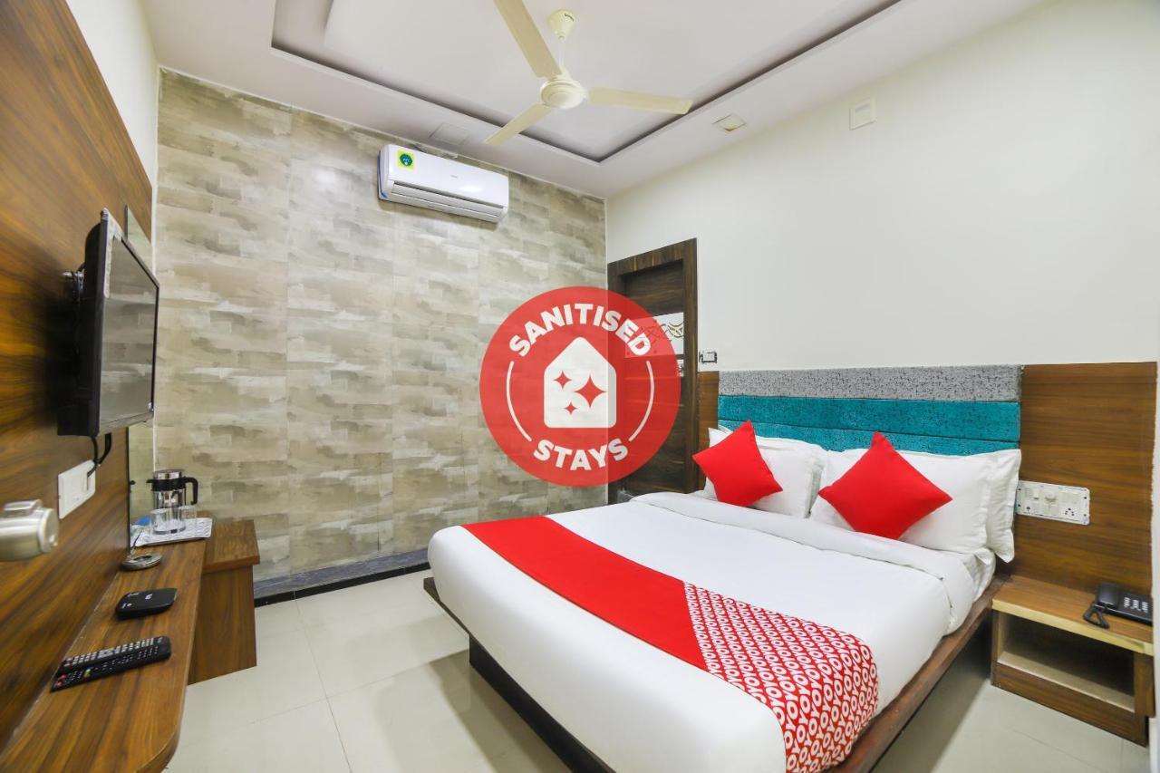 Oyo 67345 Hotel Anjani Inn Naroda Exteriér fotografie
